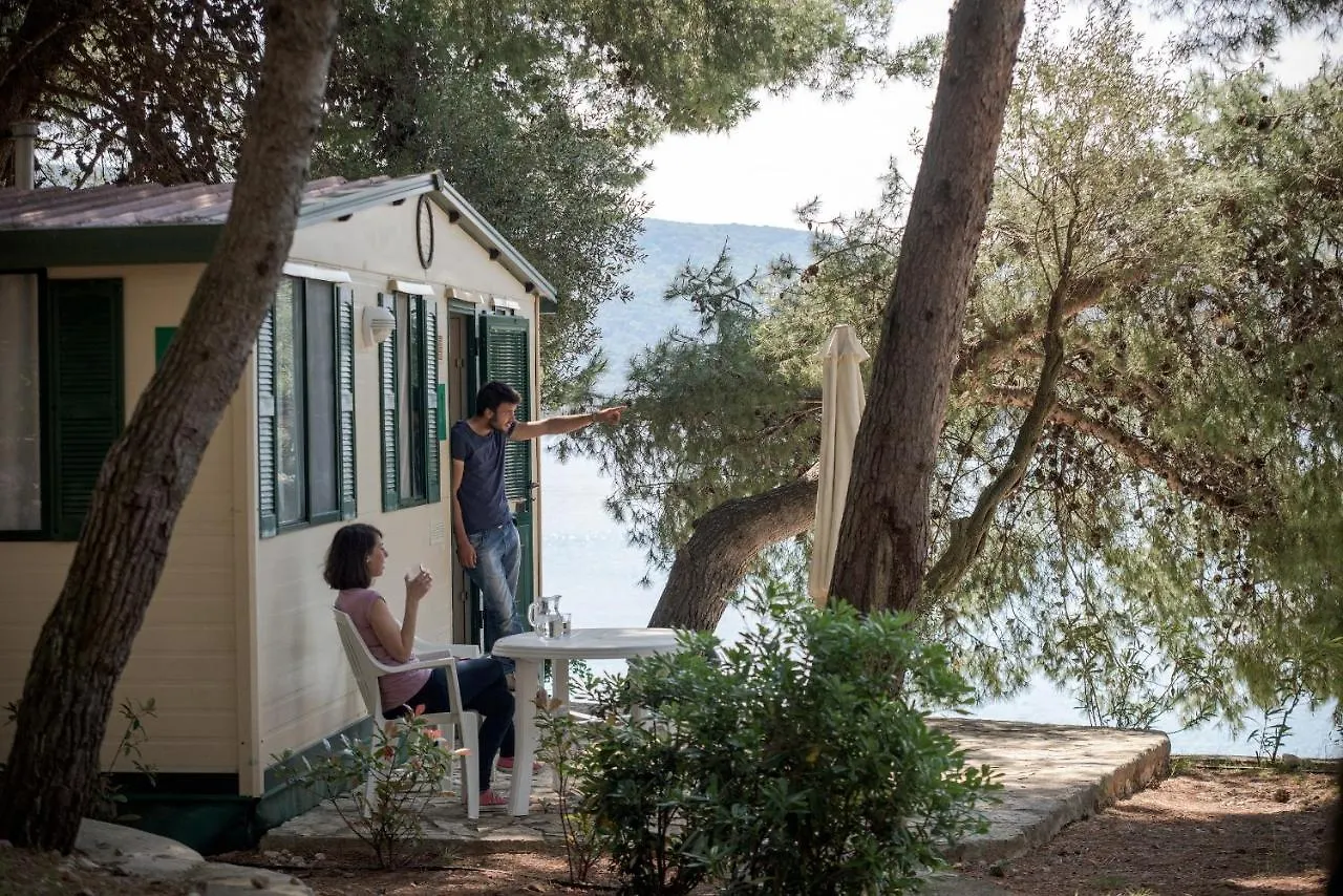 **** Πάρκο διακοπών Mobile Homes Camping Kovacine Cres Κροατία
